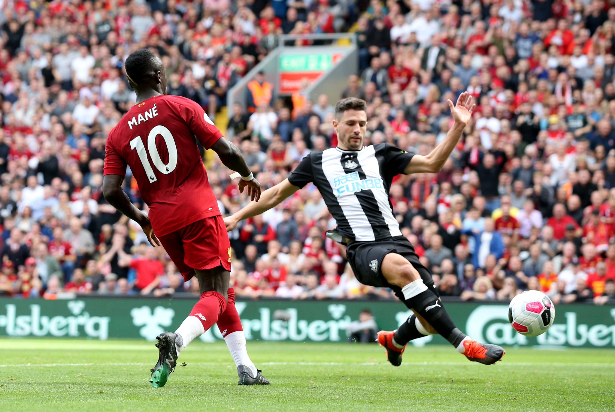 通过跨国交 通过跨国交